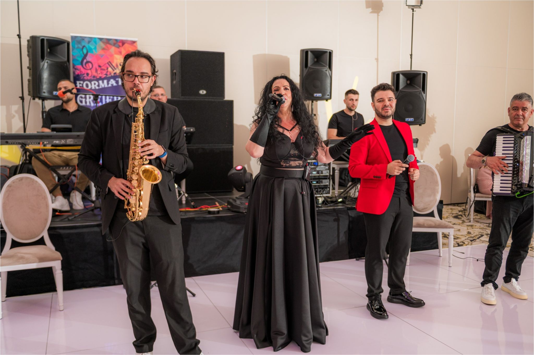 Greieras Orchestra – foto de grup la nuntă cu nașii